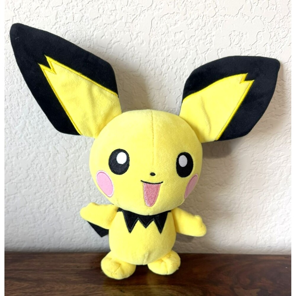 Pokemon 9" Pikachu Plush - NWOT